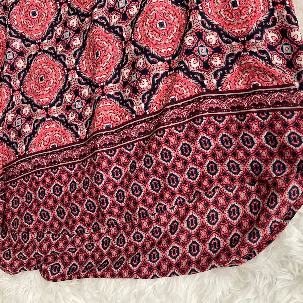 100% Polyester Multi-Colored Blouse - Picture 11 of 13